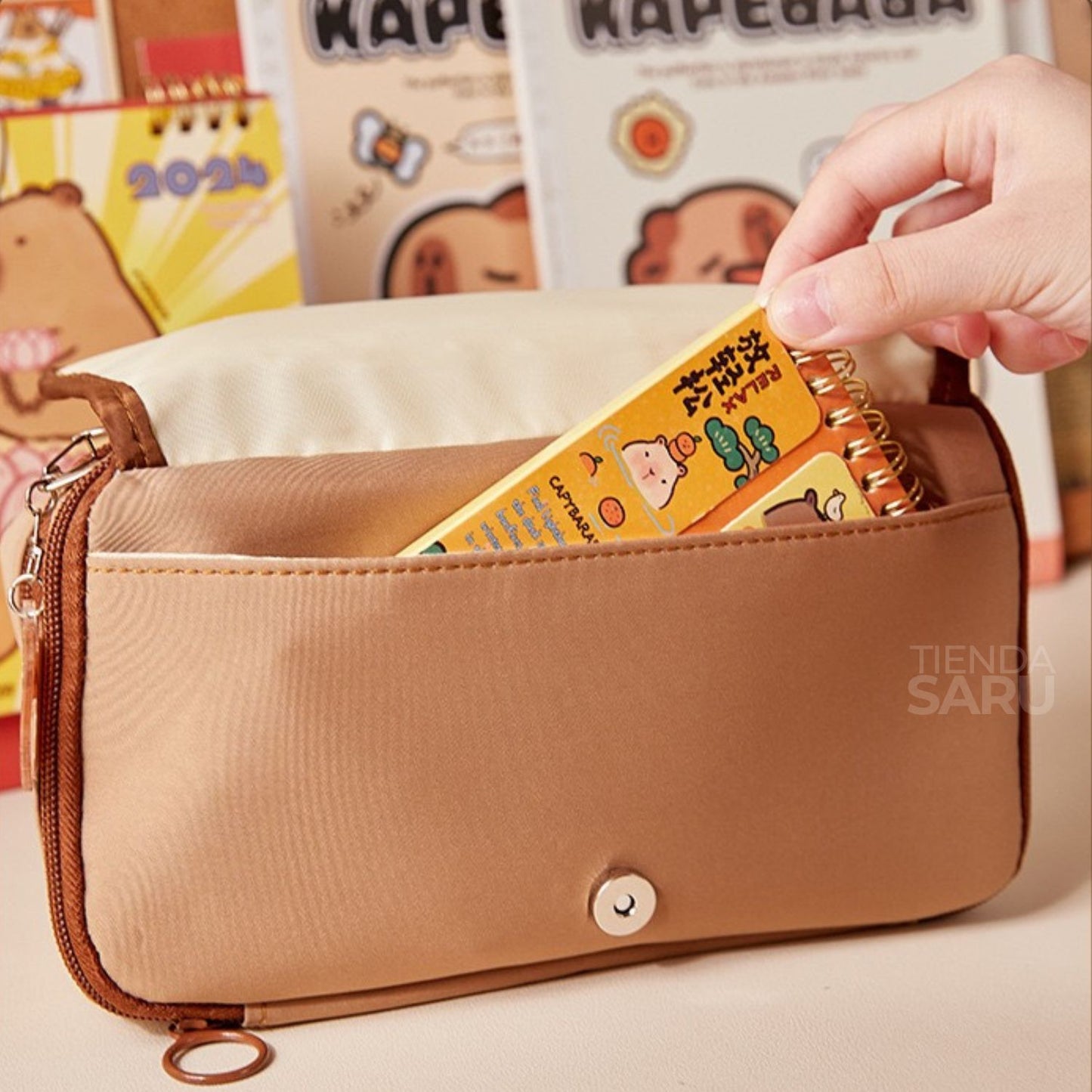 Cartuchera Capibara Gran Capacidad 23 cm