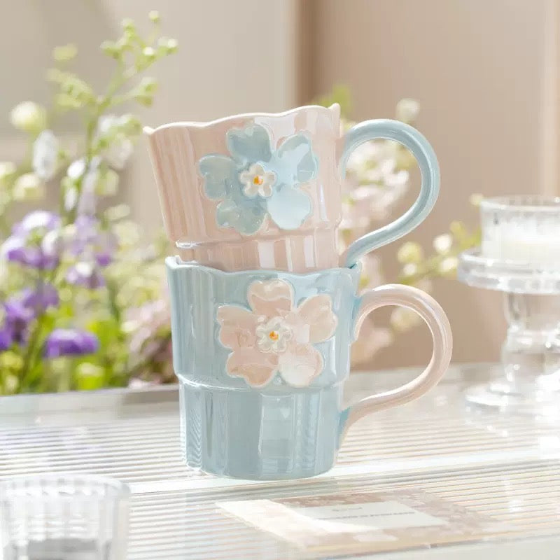 Taza de Cerámica Flor Nacarada 360 ml
