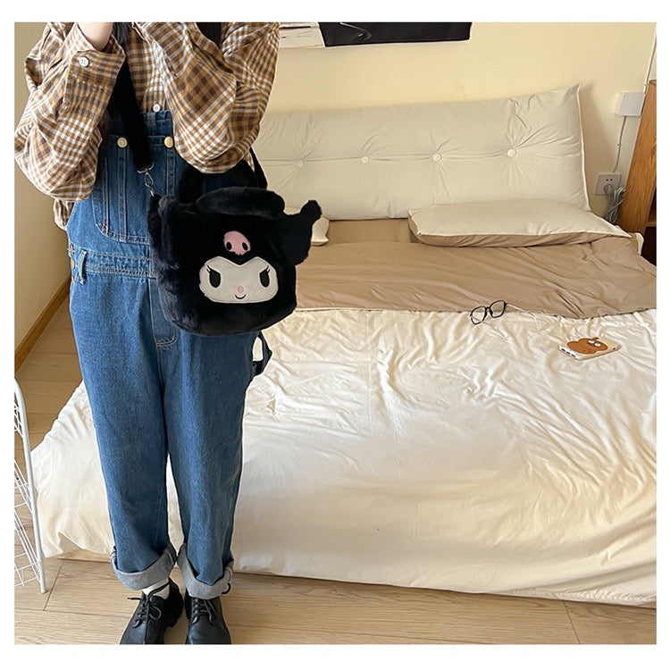 Bolso de Peluche Kuromi 3D con Correa Desmontable