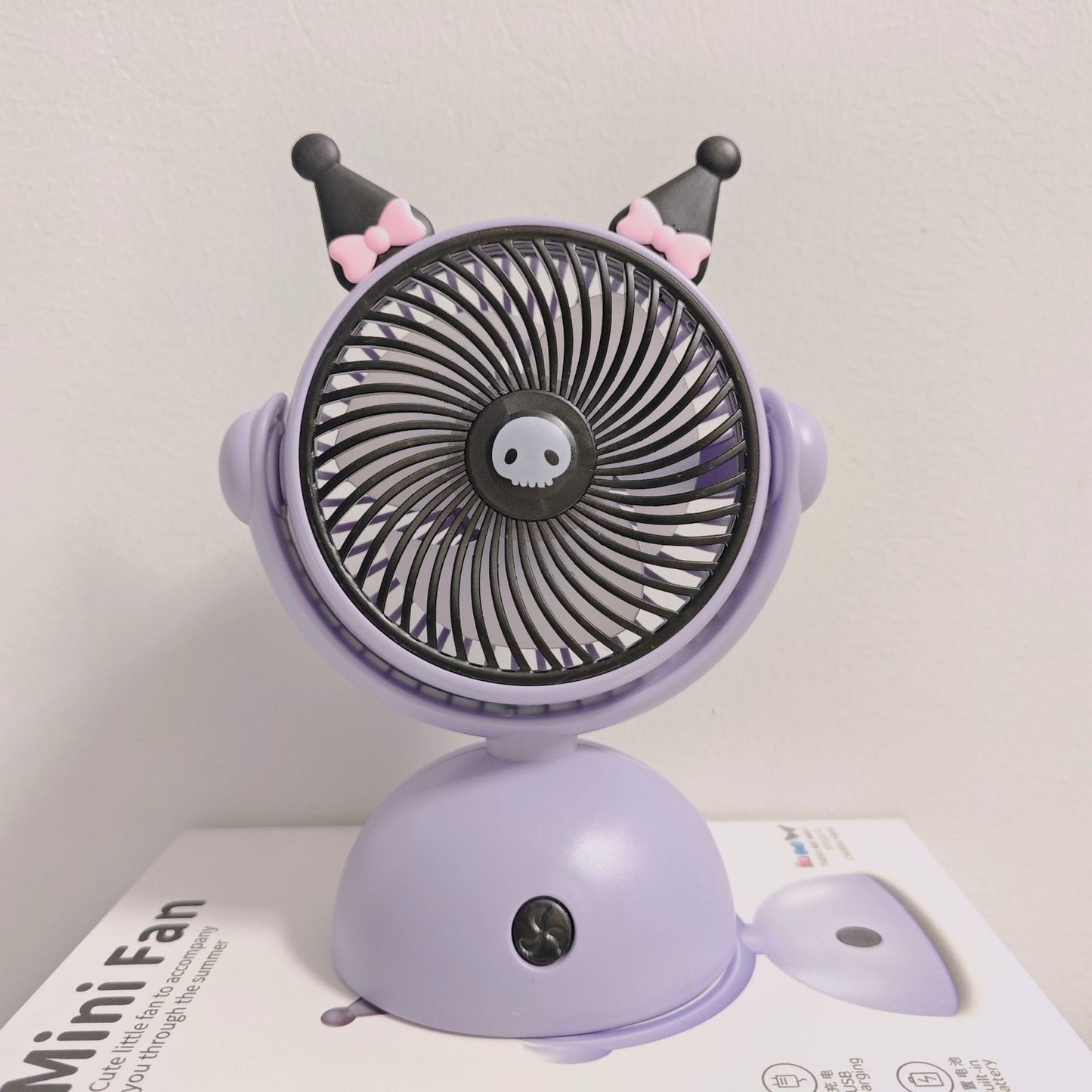 Mini Ventilador Portátil Giratorio Kuromi