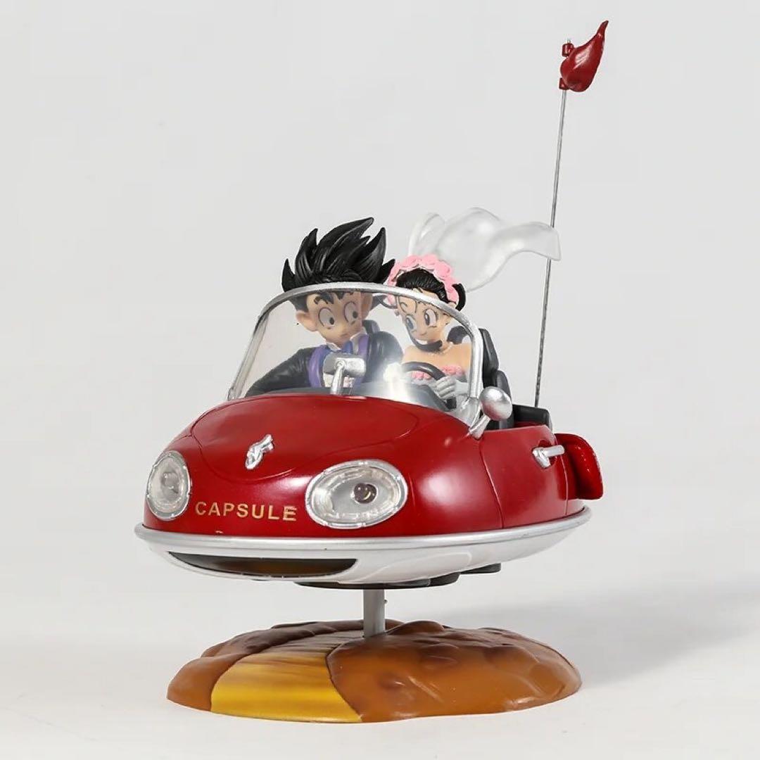 Figura de Colección Gokú y Milk Novios en Auto Dragon Ball