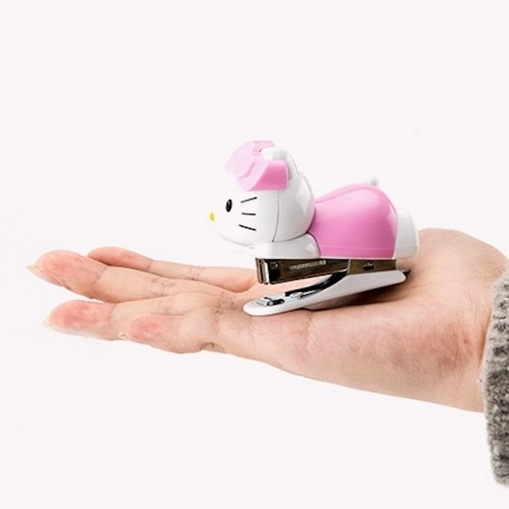 Hello Kitty Mini Stapler – Includes 1000 Staples